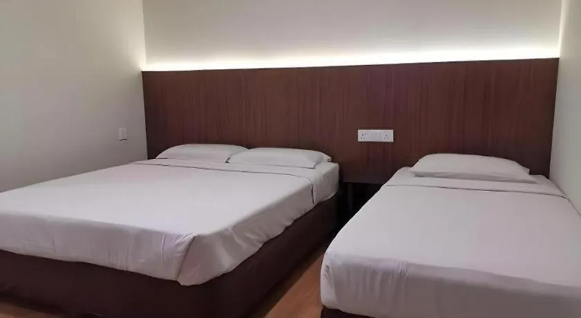 Hotel Holiday Kota Kinabalu 2*,