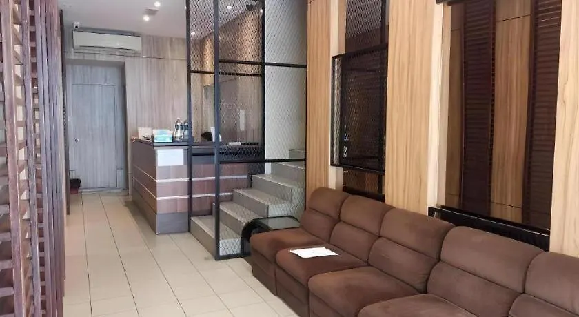 **  Hotel Holiday Kota Kinabalu Malaysia
